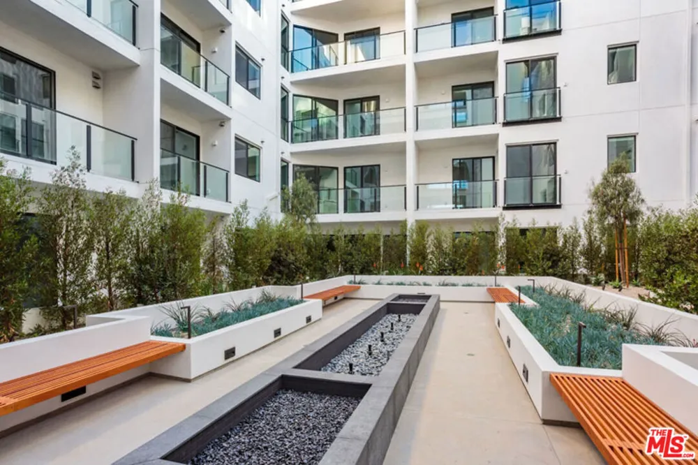 10310 Santa Monica Boulevard #621 Los Angeles, CA 90025