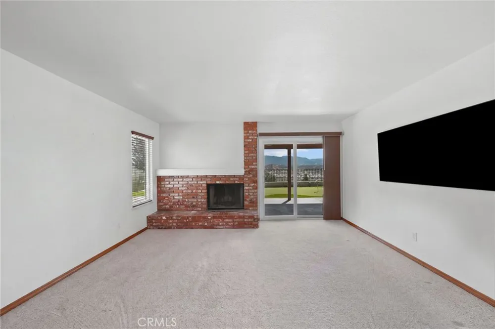 28068 Valcour Canyon Country, CA 91387