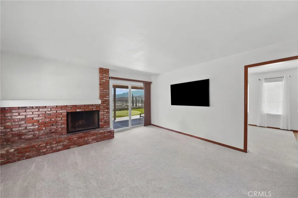 28068 Valcour Canyon Country, CA 91387