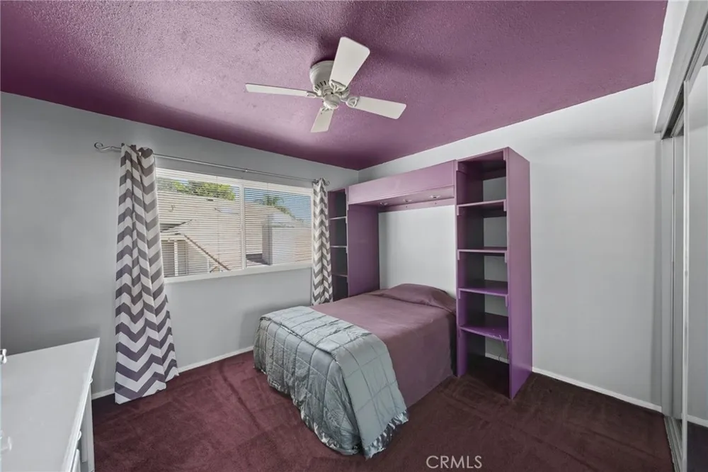 28068 Valcour Canyon Country, CA 91387