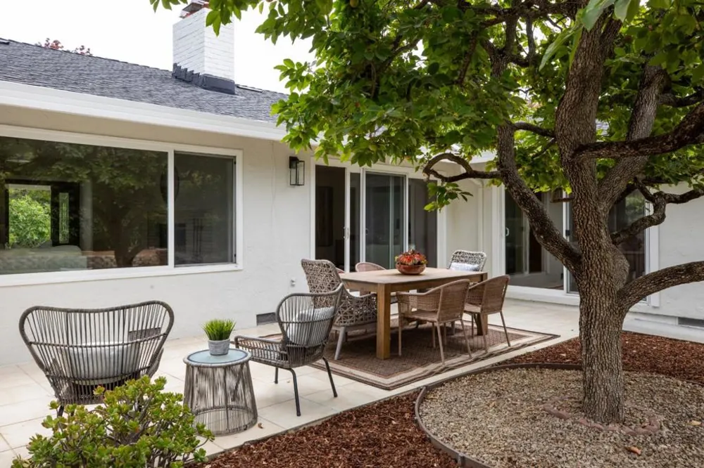 1964 Deodara Drive Los Altos, CA 94024
