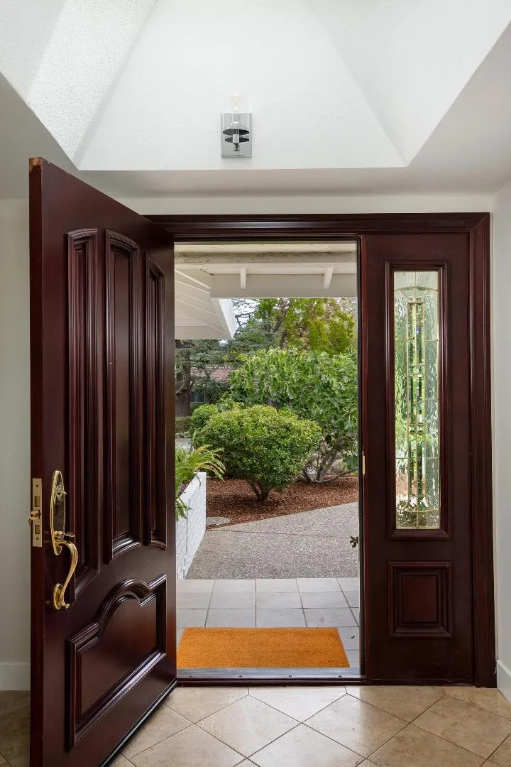 1964 Deodara Drive Los Altos, CA 94024