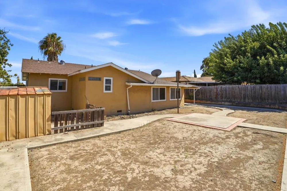 6 Huntington Circle Pittsburg, CA 94565
