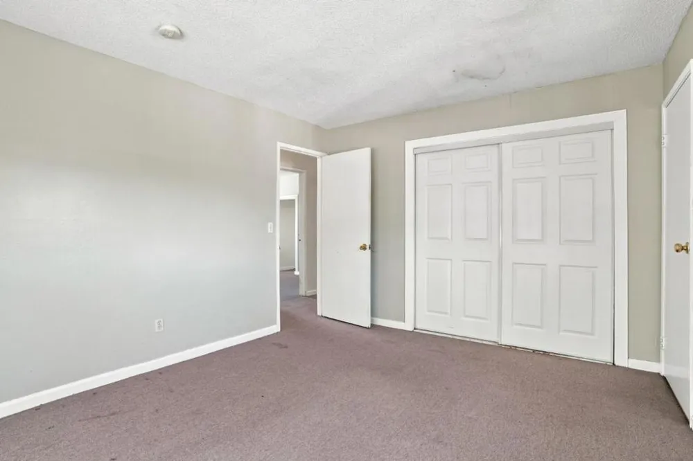 6 Huntington Circle Pittsburg, CA 94565