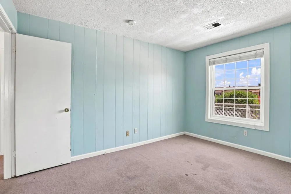 6 Huntington Circle Pittsburg, CA 94565