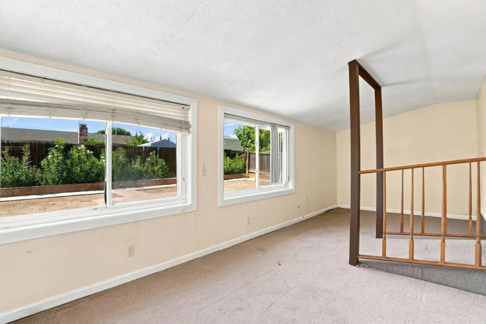 6 Huntington Circle Pittsburg, CA 94565