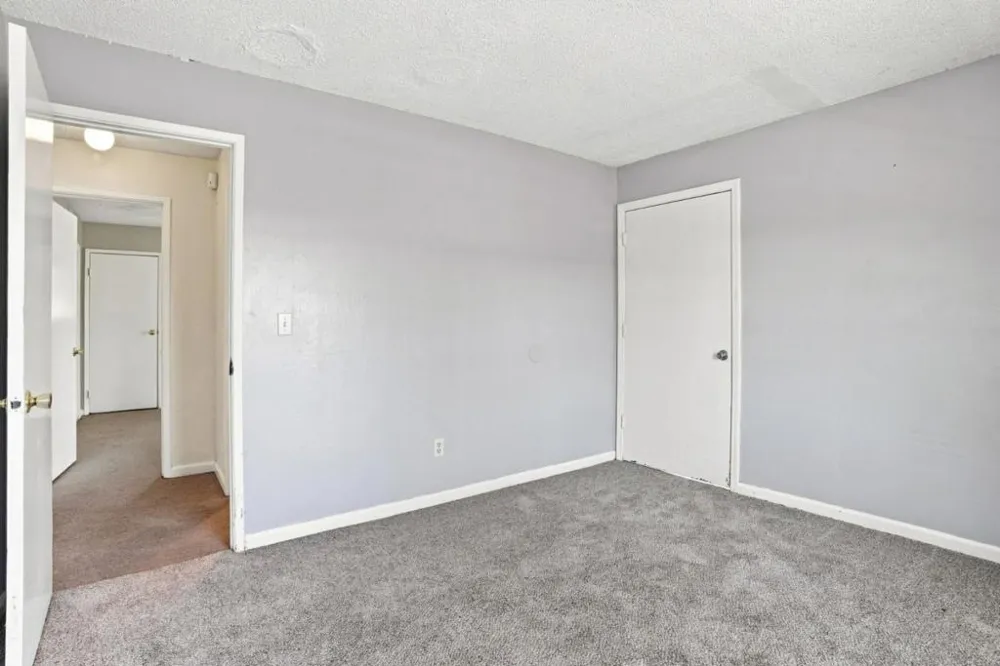6 Huntington Circle Pittsburg, CA 94565