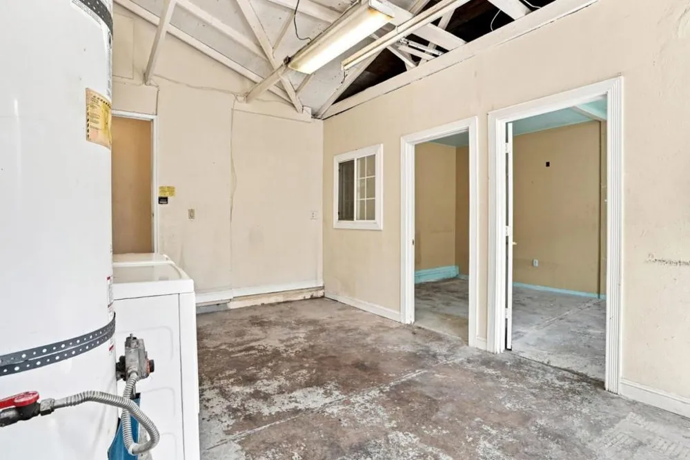 6 Huntington Circle Pittsburg, CA 94565