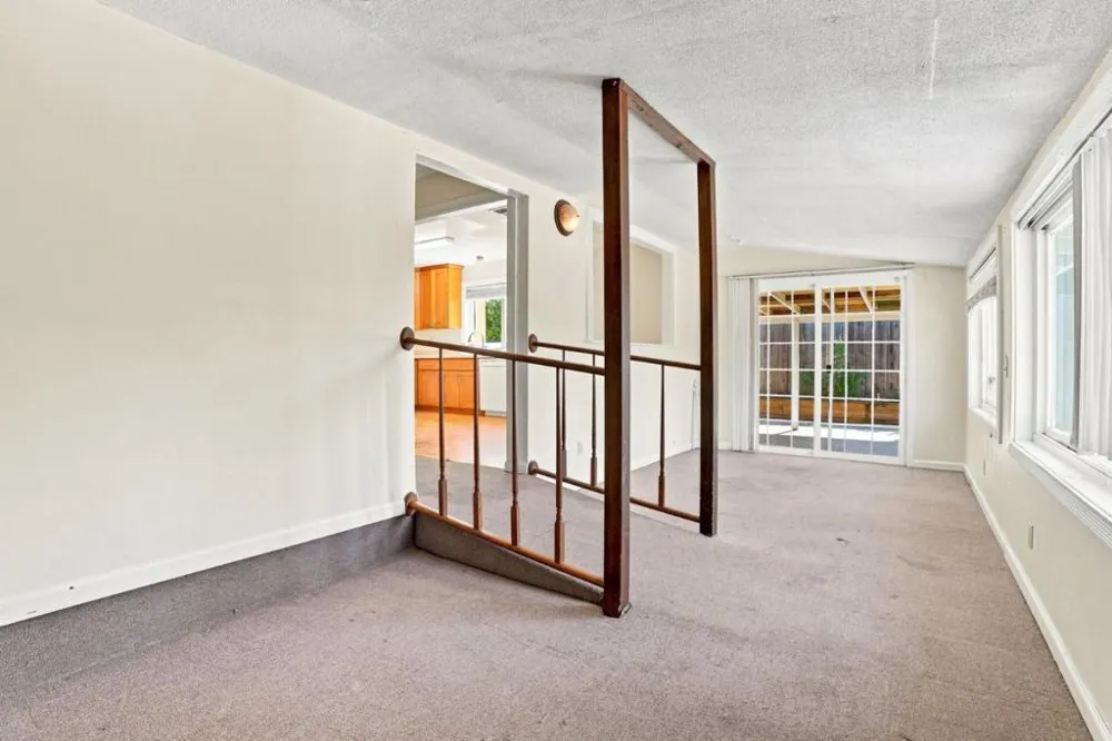 6 Huntington Circle Pittsburg, CA 94565