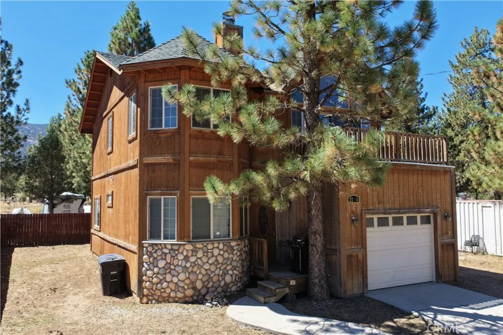 2104 2nd Lane Big Bear City, CA 92314