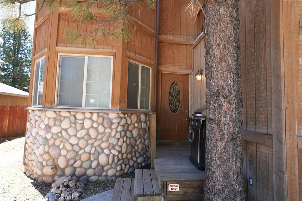 2104 2nd Lane Big Bear City, CA 92314