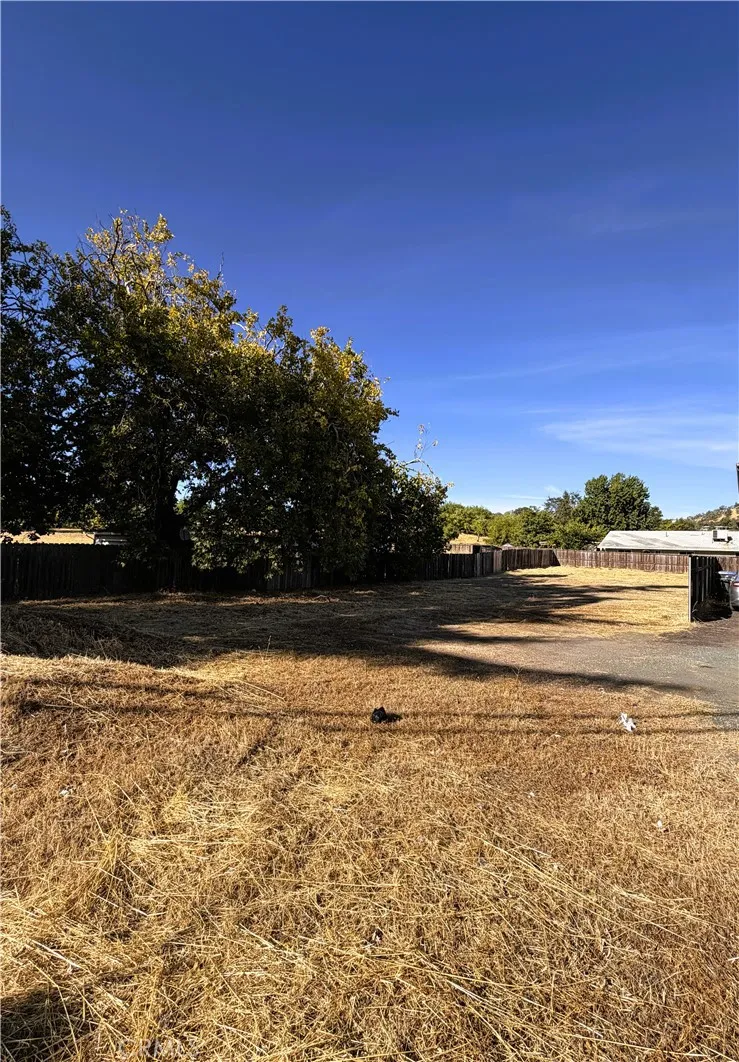 2889 Lakeshore Boulevard Lakeport, CA 95453