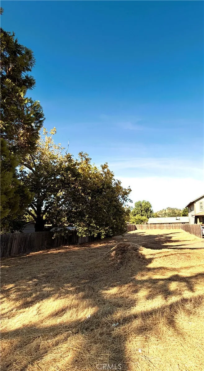 2889 Lakeshore Boulevard Lakeport, CA 95453