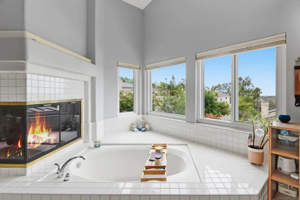 614 Cabezon Pl Vista, CA 92081