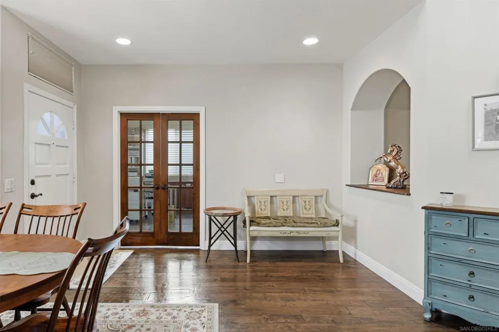 614 Cabezon Pl Vista, CA 92081