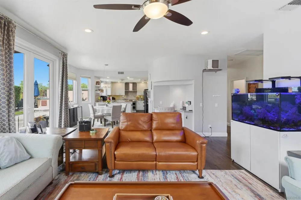 614 Cabezon Pl Vista, CA 92081