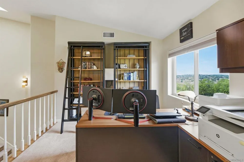 614 Cabezon Pl Vista, CA 92081