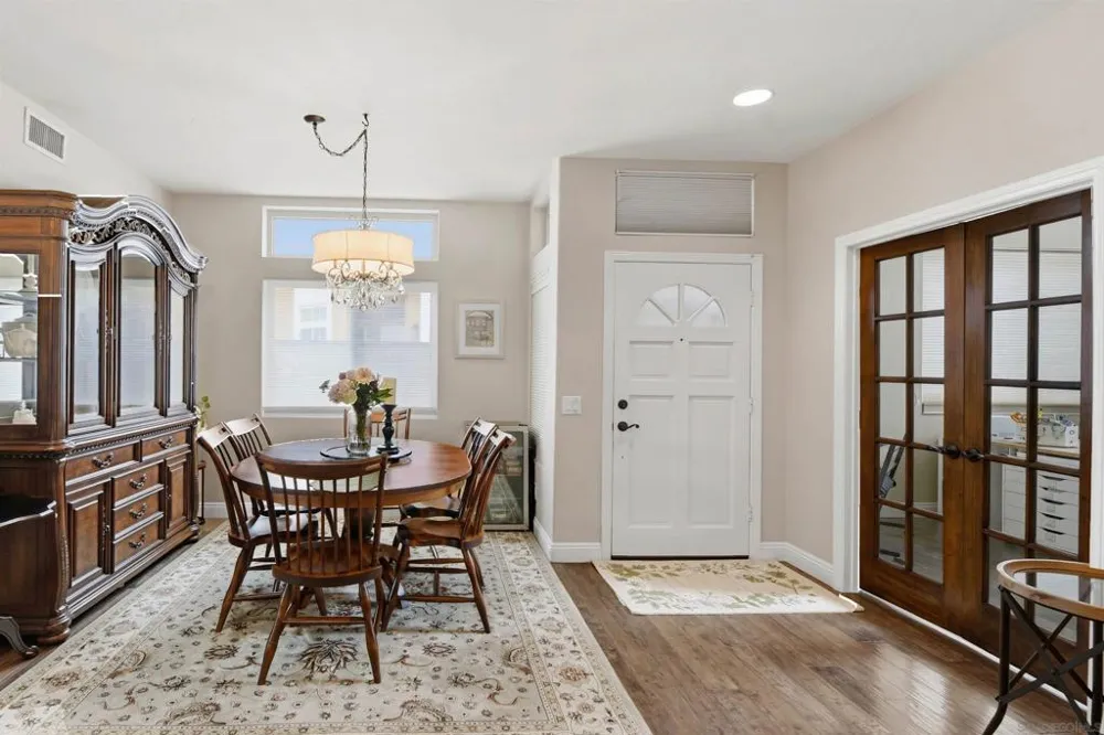 614 Cabezon Pl Vista, CA 92081