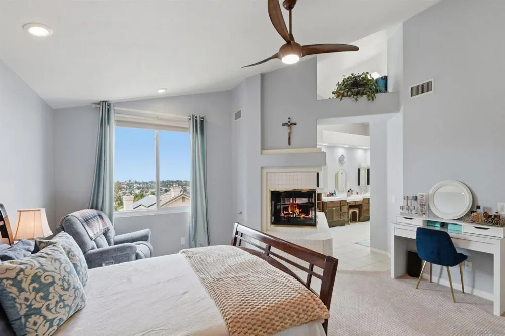 614 Cabezon Pl Vista, CA 92081