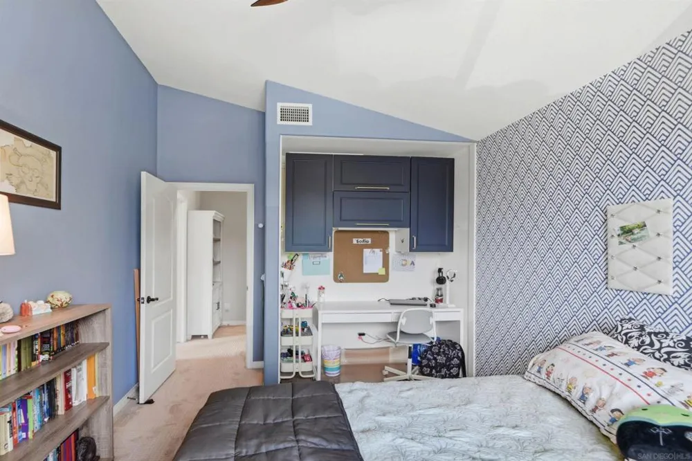 614 Cabezon Pl Vista, CA 92081
