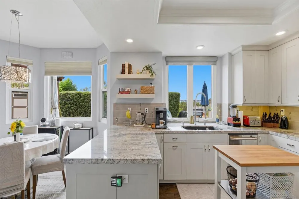 614 Cabezon Pl Vista, CA 92081