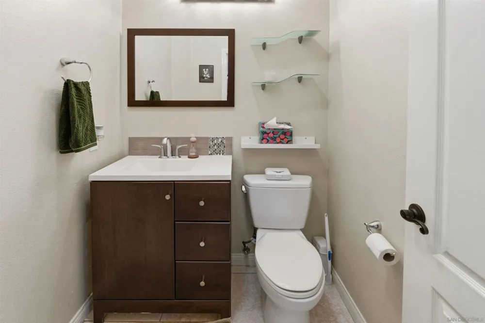 614 Cabezon Pl Vista, CA 92081