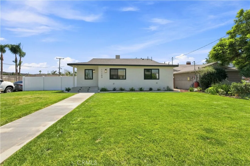 11100 Greenlawn Los Angeles, CA 90230