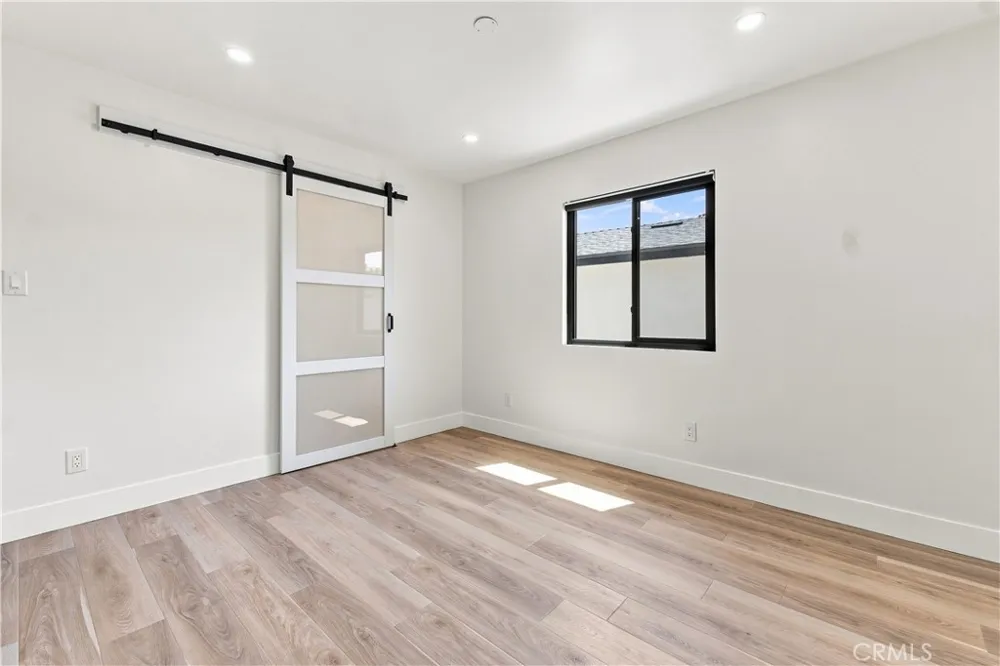 11100 Greenlawn Los Angeles, CA 90230