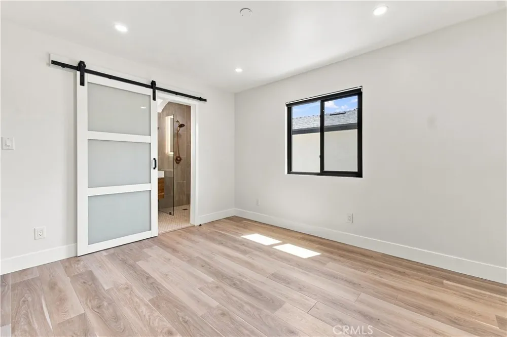 11100 Greenlawn Los Angeles, CA 90230