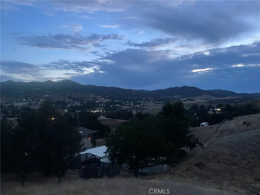 8630 Penhaven Leona Valley, CA 93551