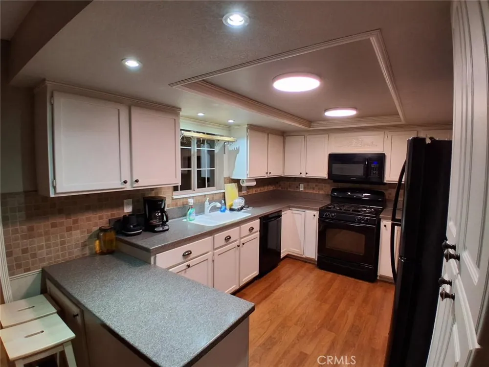 8630 Penhaven Leona Valley, CA 93551