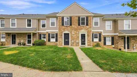 9 YORKTOWN COURT #116 U-9
