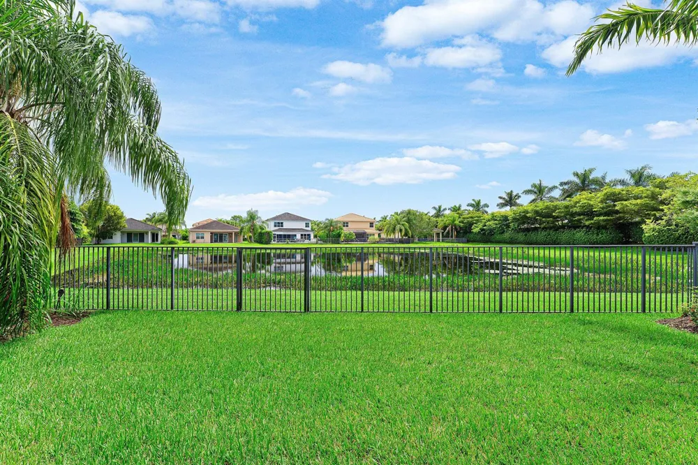 15262 Cherry Creek Lane Delray Beach, FL 33446