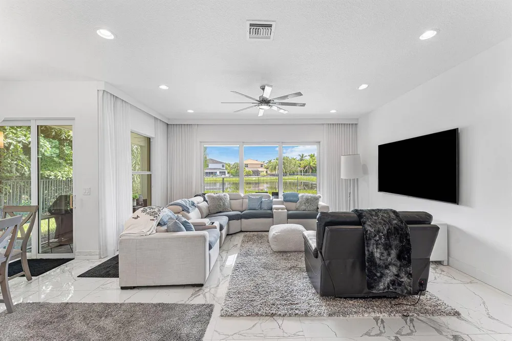 15262 Cherry Creek Lane Delray Beach, FL 33446