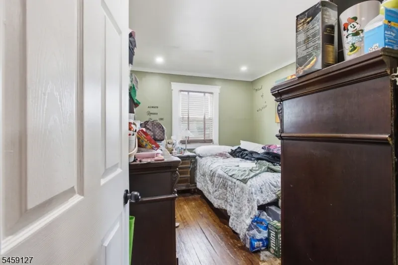 305 Stockton Ave Roselle, NJ 07203