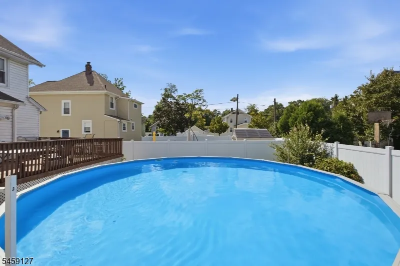 305 Stockton Ave Roselle, NJ 07203