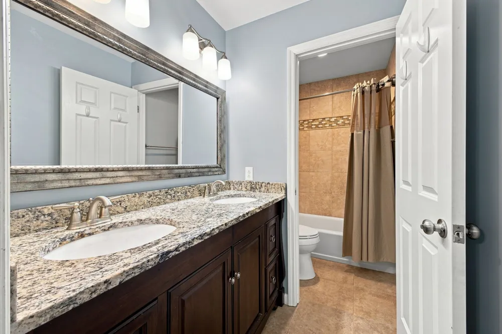 8210 Brentview Court Brentwood, TN 37027