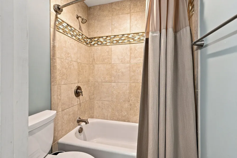 8210 Brentview Court Brentwood, TN 37027