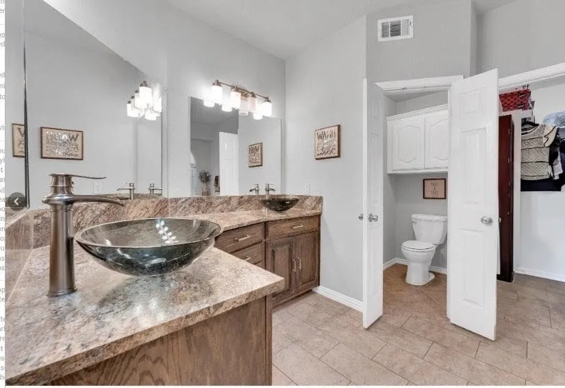 1504 Mountain Laurel Lane DeSoto, TX 75115