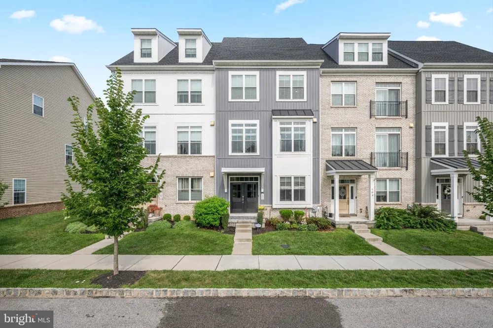 105 SMITHWORKS BOULEVARD #3 Phoenixville, PA 19460
