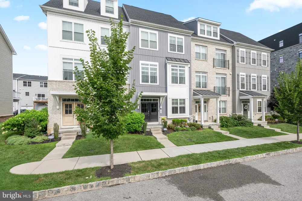 105 SMITHWORKS BOULEVARD #3 Phoenixville, PA 19460