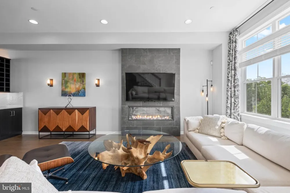 105 SMITHWORKS BOULEVARD #3 Phoenixville, PA 19460