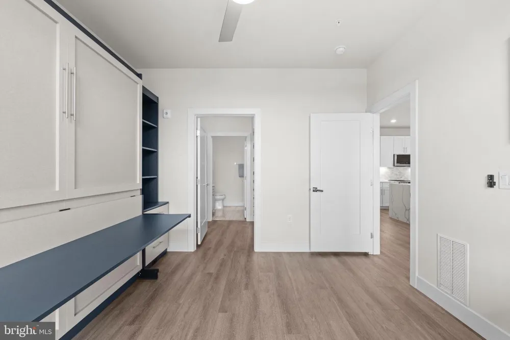 1761 OLD MEADOW ROAD #215 Mclean, VA 22102
