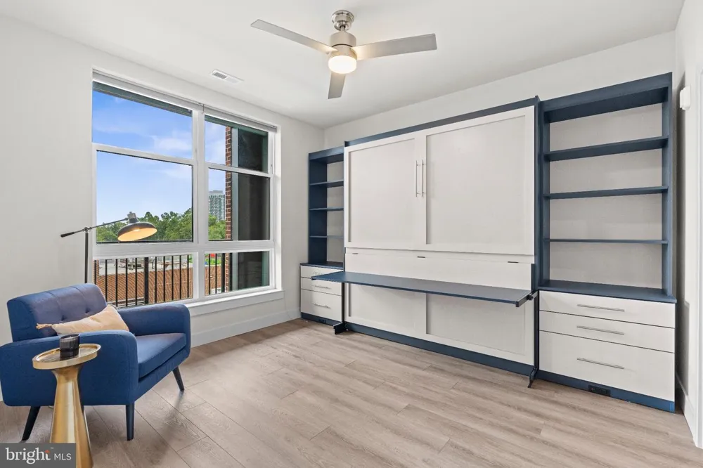 1761 OLD MEADOW ROAD #215 Mclean, VA 22102