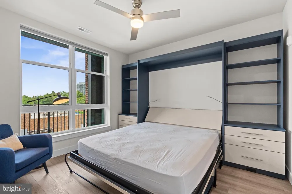 1761 OLD MEADOW ROAD #215 Mclean, VA 22102