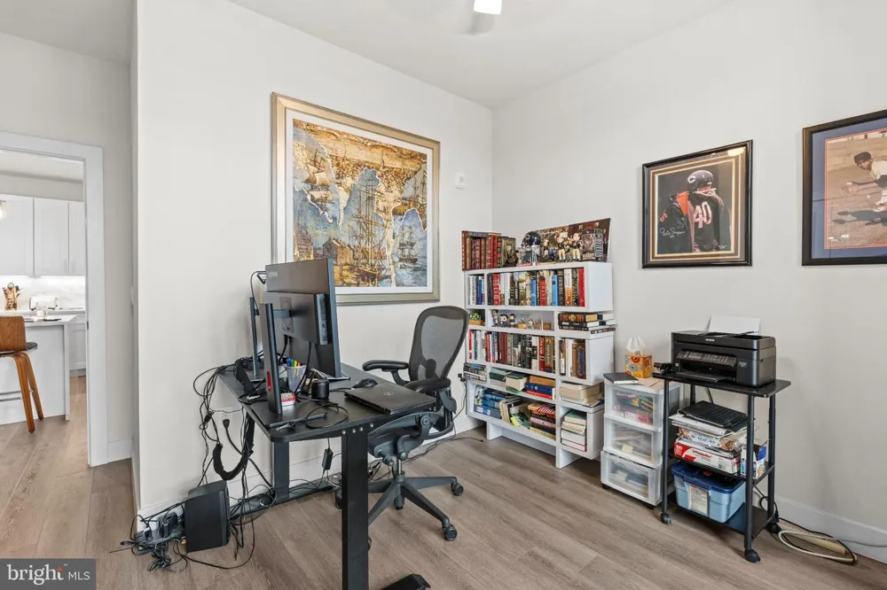 1761 OLD MEADOW ROAD #215 Mclean, VA 22102
