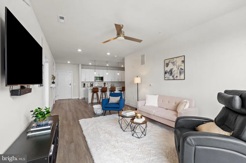 1761 OLD MEADOW ROAD #215 Mclean, VA 22102
