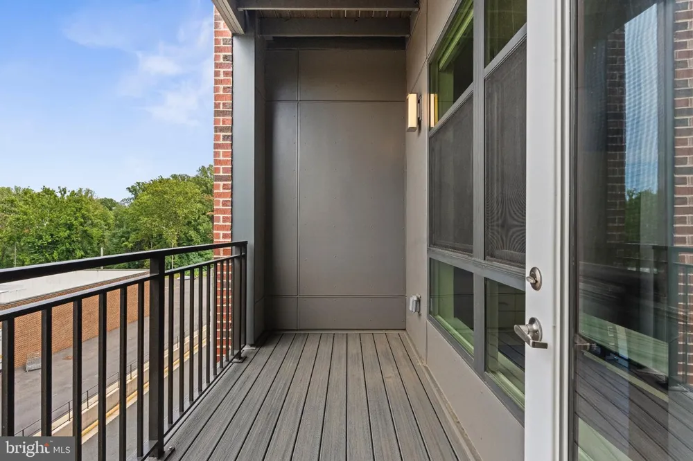 1761 OLD MEADOW ROAD #215 Mclean, VA 22102