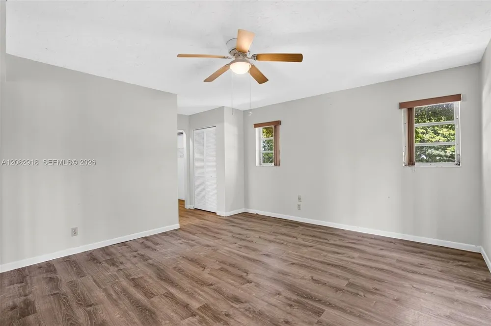 150 S Hollybrook Ter #208 Pembroke Pines, FL 33025