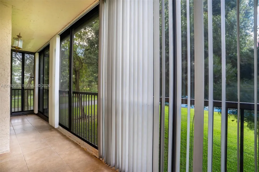 150 S Hollybrook Ter #208 Pembroke Pines, FL 33025